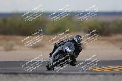 media/Sep-11-2022-SoCal Trackdays (Sun) [[81b7e951af]]/Turn 7 (1145am)/